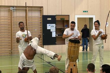 Capoeira escolar 